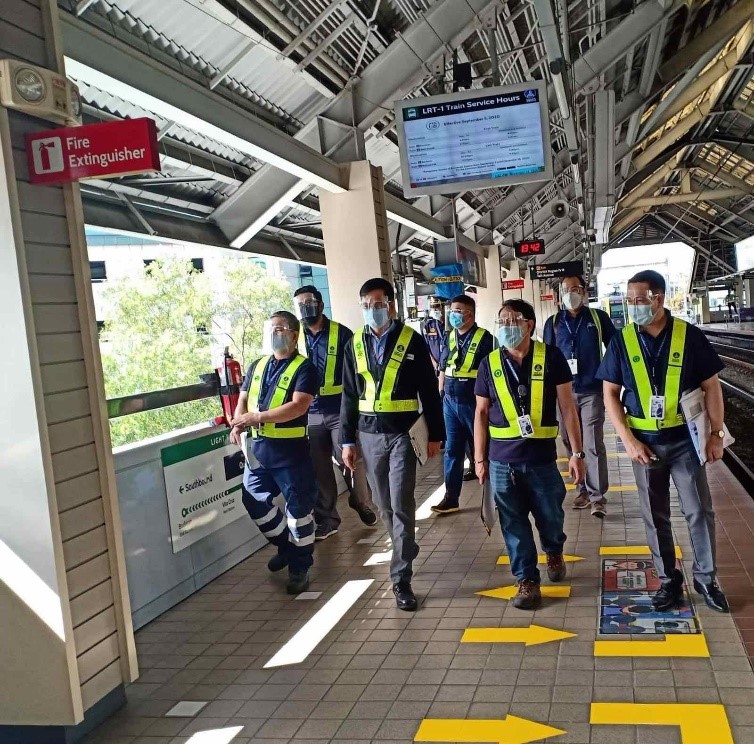 Lead auditor of TUV Rheinland Philippines with the LRMC ISO team inspecting the  LRT-1 Quirino Station during the onsite audit in November 2020   
