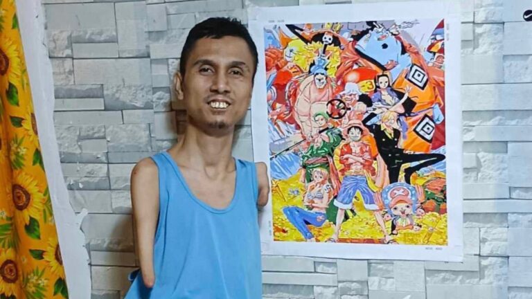 PWD Pinoy Artist Shares Artwork He Made Using His Feet