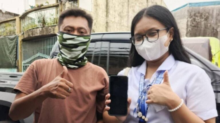 Student From Manggahan Finally Retrieves Lost Phone Thanks To Tricycle Driver